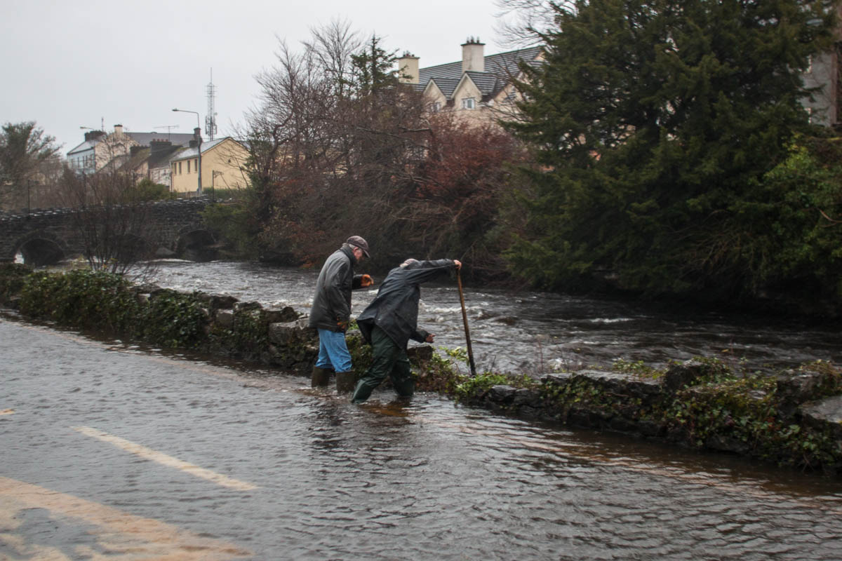 photos oughterard flood storm desmond